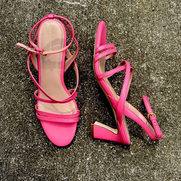 NWT Cole Haan sexy, pink, chunky healed, gold, accented, genuine leather, lacey - Picture 2 of 4